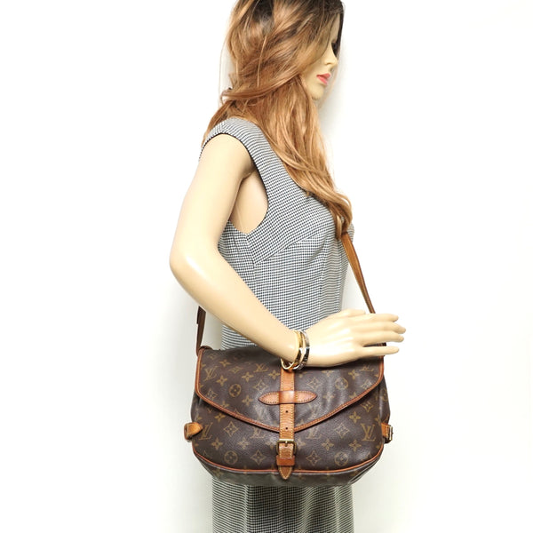 Louis Vuitton Saumur 30 Brown