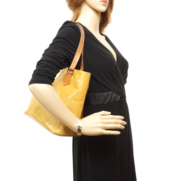 Pre-loved authentic Louis Vuitton Houston Tote Bag sale at jebwa.
