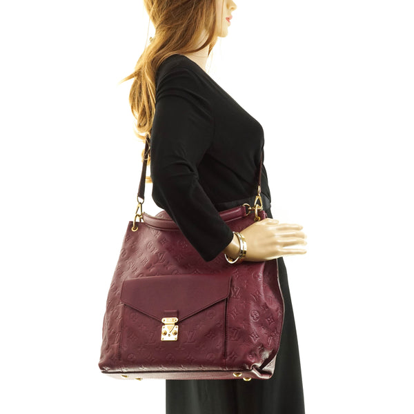 Louis Vuitton Metis Shoulder Bag