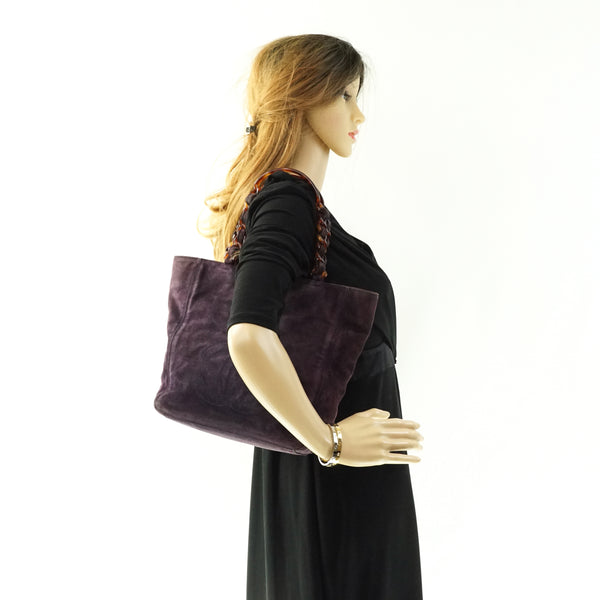 Pre-loved authentic Chanel Tote Bag Purple Suede sale at jebwa.