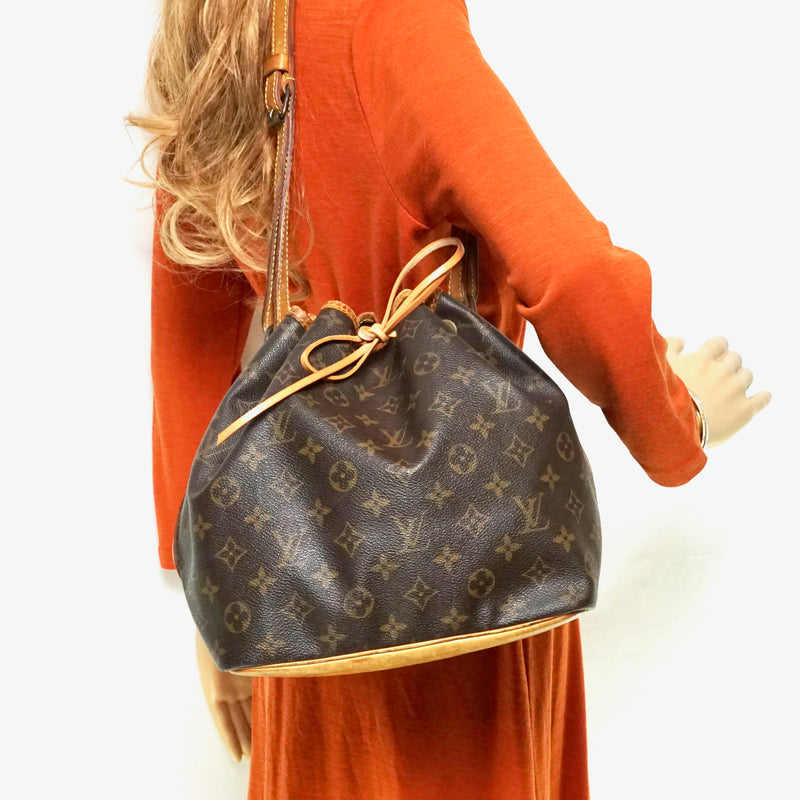 Pre-loved authentic Louis Vuitton Noe Pm Bag sale at jebwa